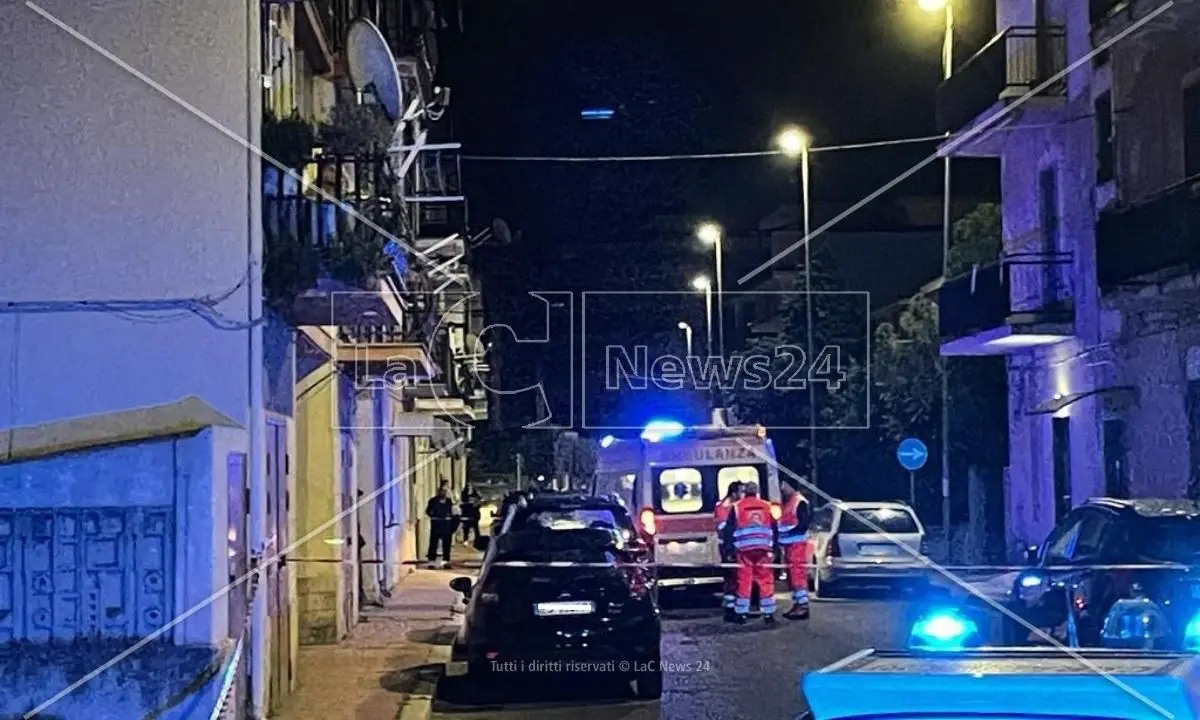 Arsenale rinvenuto a Schiavonea\u00A0nel 2022, il pentito prima di suicidarsi: «Quelle armi servivano a fare una guerra»\n
