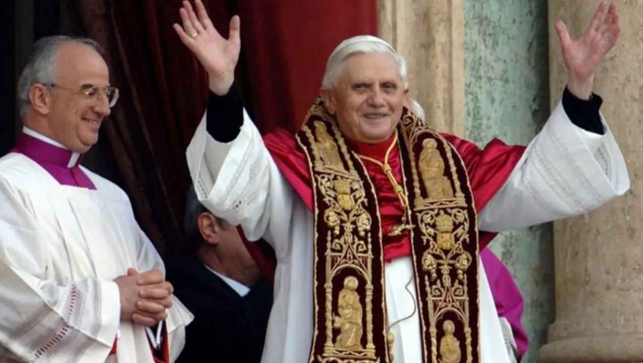 Addio a Benedetto XVI, Occhiuto: «Grande uomo di fede e teologo sopraffino»