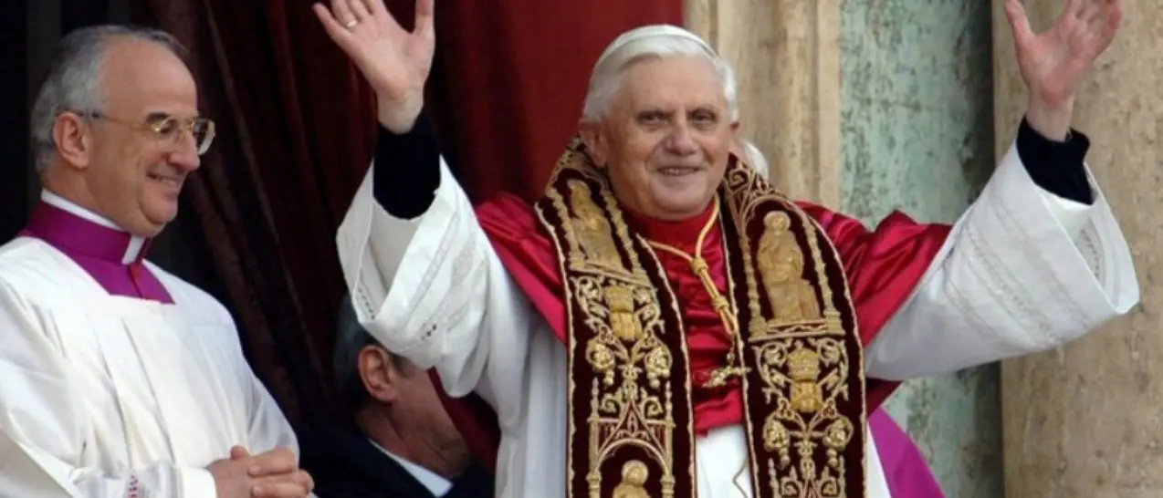 Addio a Benedetto XVI, Occhiuto: «Grande uomo di fede e teologo sopraffino»