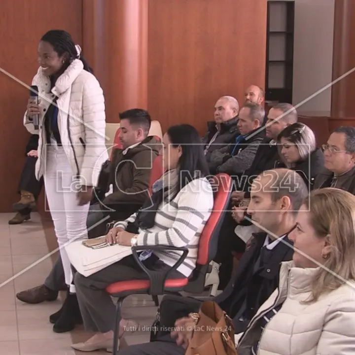 Medici cubani, uno dei dottori: «Per aiutare la Calabria ho lasciato a casa il mio bambino di sei anni»