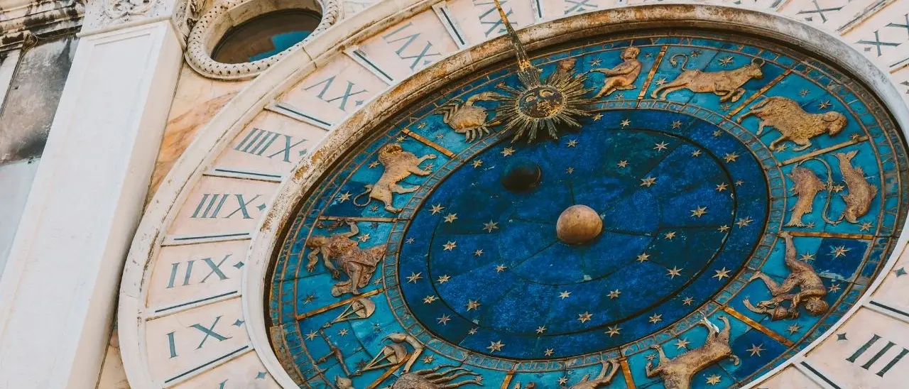 L’oroscopo 2023 dei partiti calabresi: sotto il segno di Giorgia, tra stelle cadenti e astri nascenti