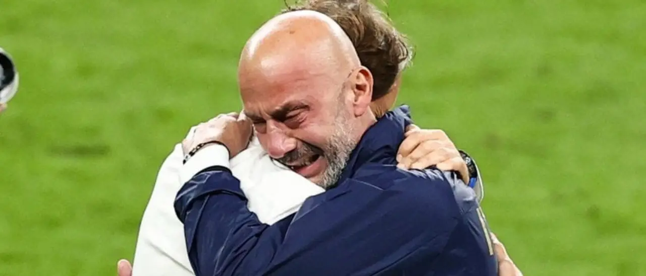 Morte Gianluca Vialli, il dolore di Mancini: «Speravo nel miracolo. Ho perso un fratello»