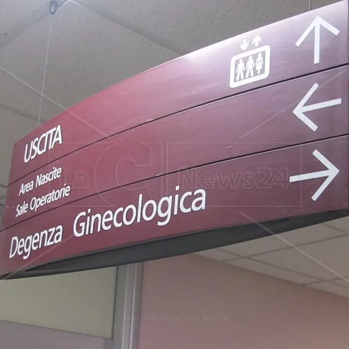Cosenza, convenzione tra Asp e Azienda ospedaliera per garantire il diritto all’aborto