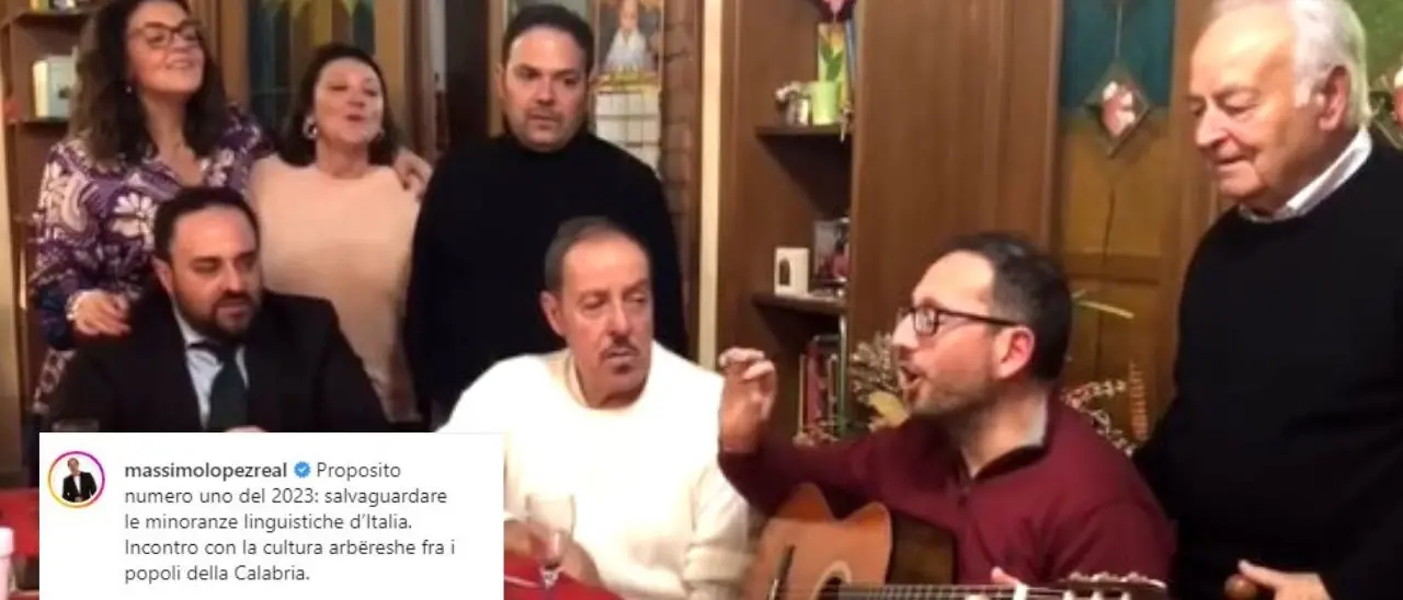 L’attore Massimo Lopez incontra la cultura arbereshe in Calabria: «Salvaguardare le minoranze linguistiche»