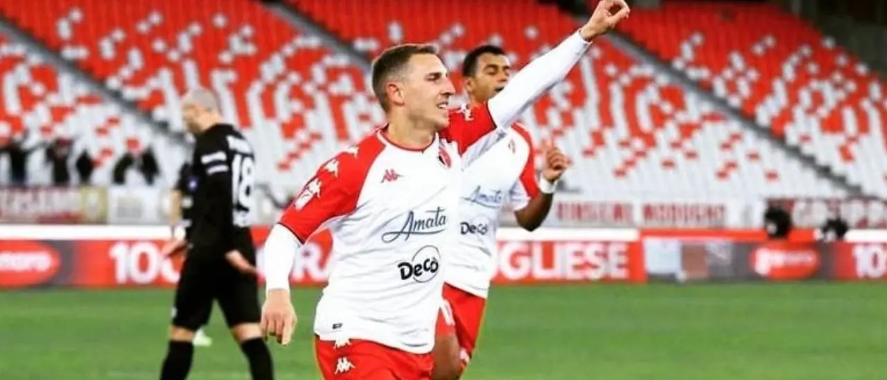 Calciomercato Crotone, colpo pitagorico a centrocampo: dal Bari ecco D’Errico