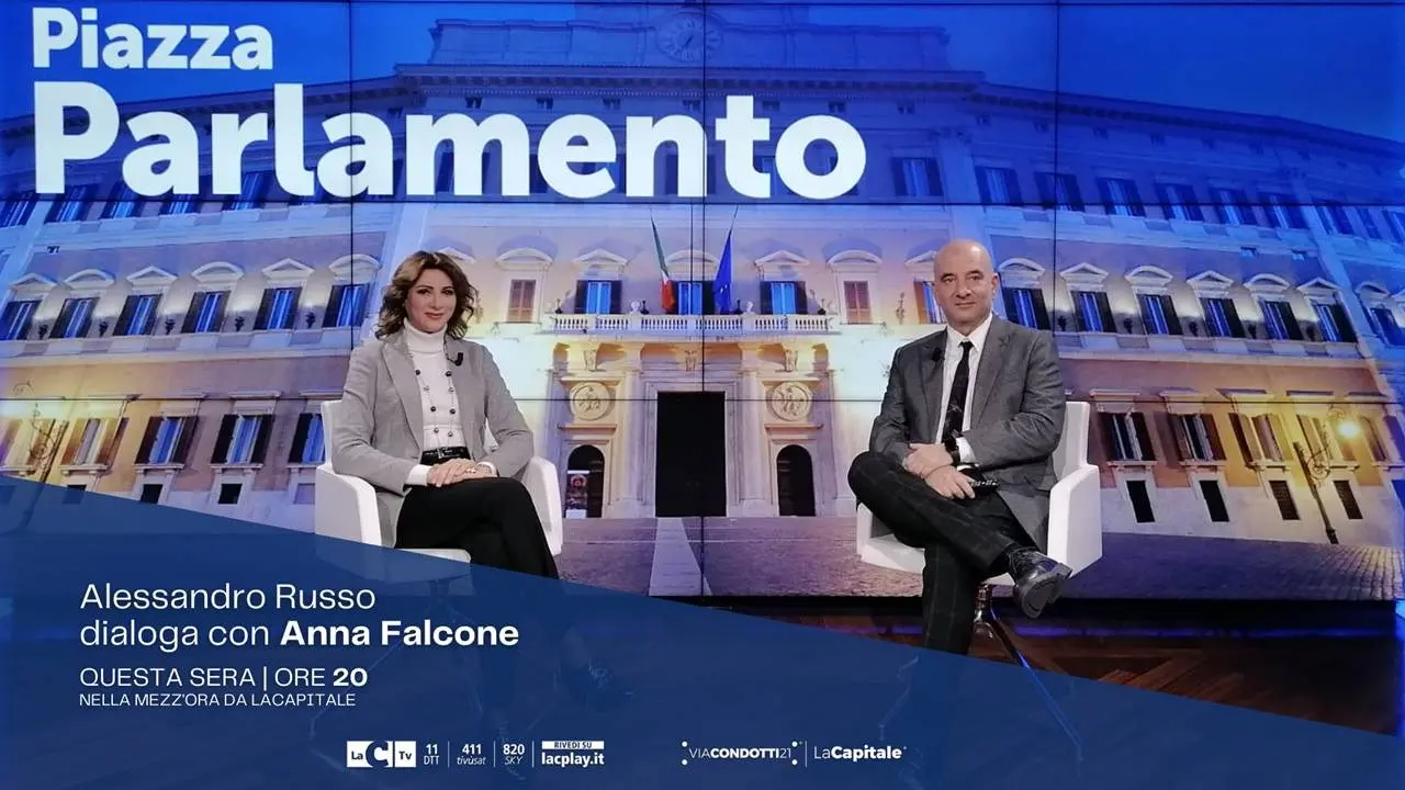 «Chi avversava le riforme di Benedetto XVI oggi avversa anche Papa Francesco»: Anna Falcone ospite de LaCapitale