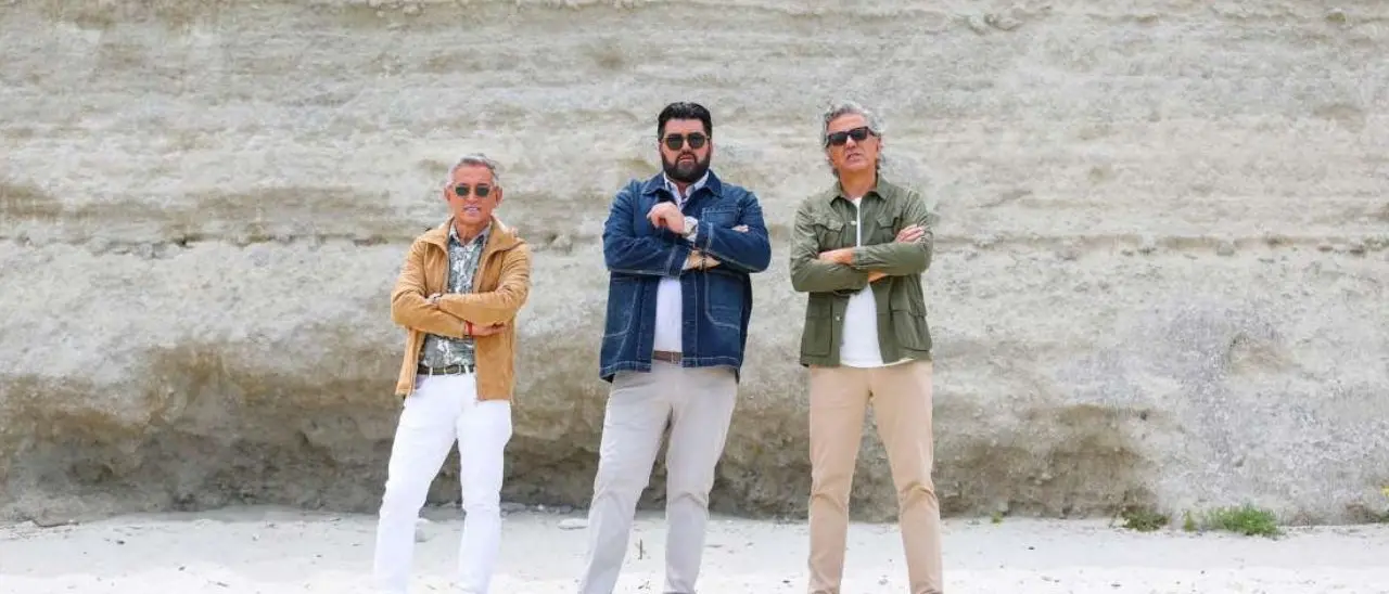 Masterchef 12 sulla spiaggia di Tropea, la cipolla rossa al centro delle sfide tra gli aspiranti cuochi