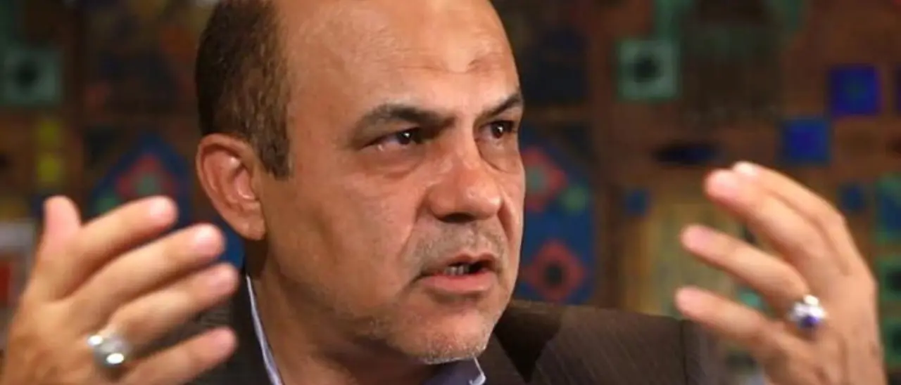 Iran, impiccato l’ex viceministro Alireza Akbari: accusato dal regime di essere una spia britannica