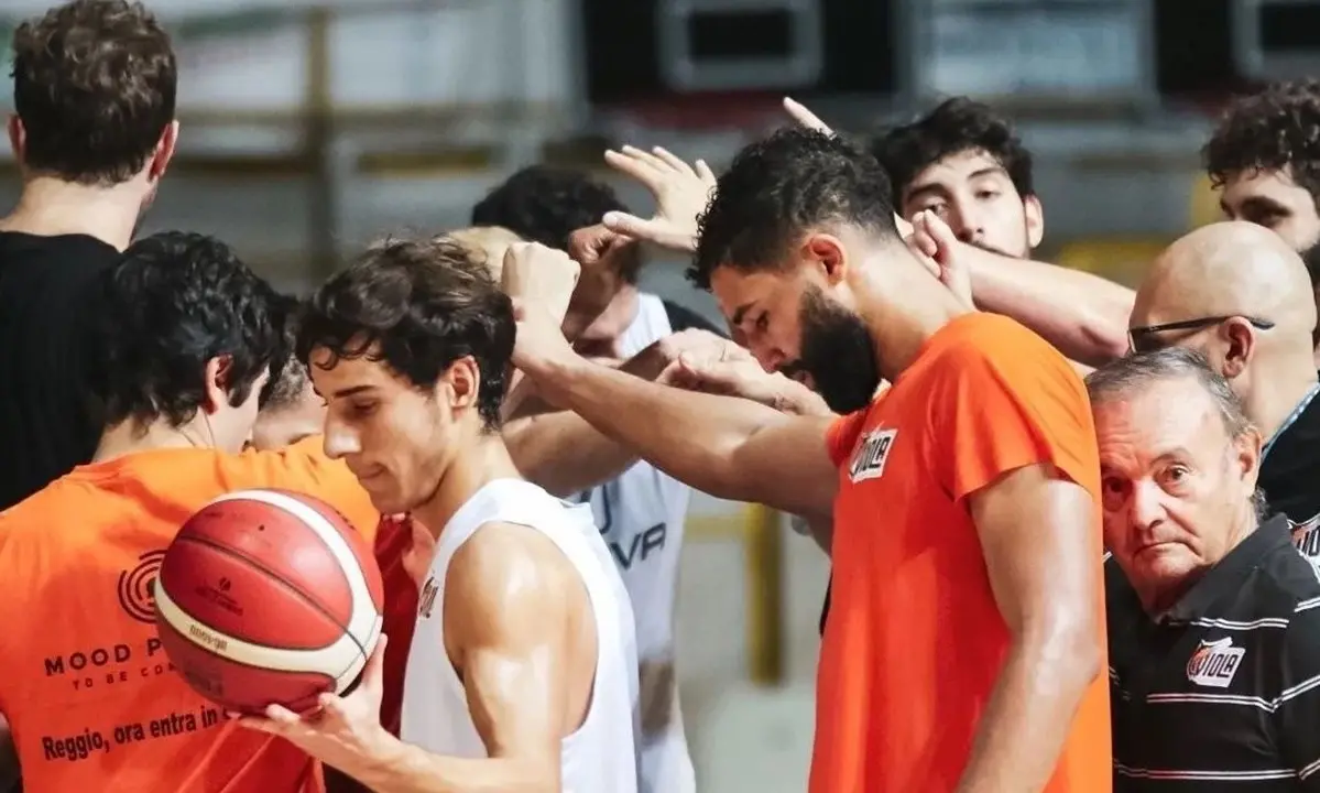 Viola Basket, altra sfida salvezza: al PalaCalafiore arriva Ragusa