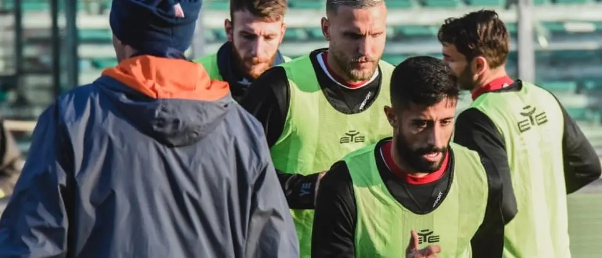 Verso Latina-Catanzaro, problemi a centrocampo per i giallorossi: le ultime notizie