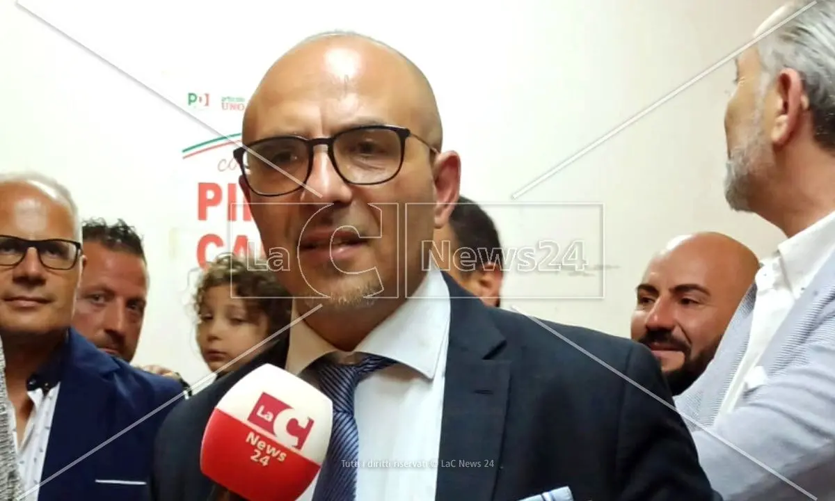 «Fiducia nella giustizia»: parla il sindaco di Acri Capalbo indagato nell’inchiesta che coinvolge Giuseppe Aieta