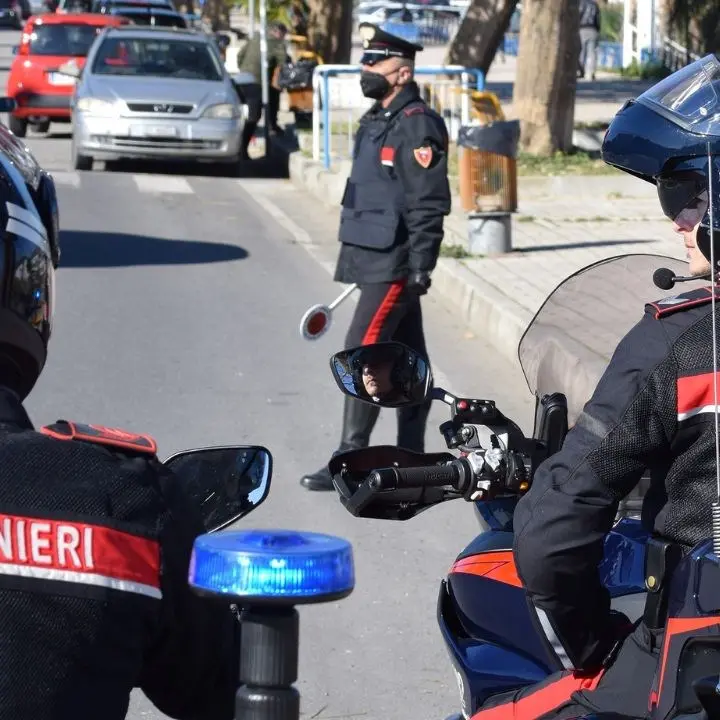 Evade dai domiciliari nel Salernitano per andare a trovare i parenti a Reggio Calabria: arrestato