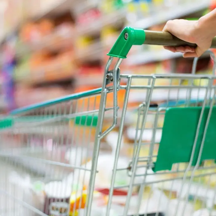 Calabria tra le regioni dove i prezzi dei beni alimentari sono cresciuti di più, Cosenza provincia più cara