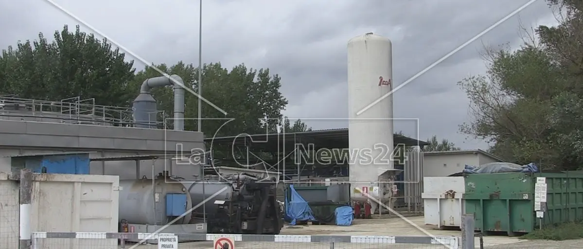 Depuratore di Bisignano, niente autorizzazione per la Consuleco: l’impianto potrebbe essere ceduto