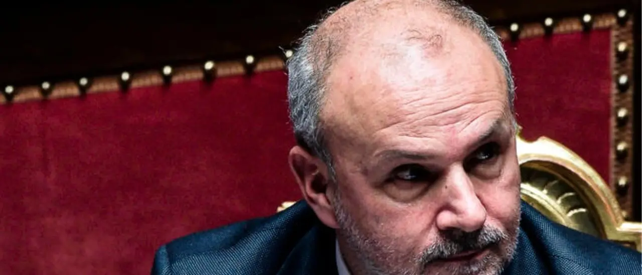 Carenza di personale sanitario, il ministro della Salute annuncia controlli severi sulle cooperative dei medici