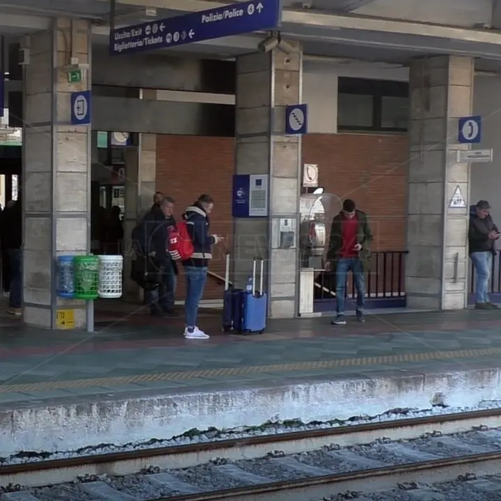 Lamezia, Alecci: «Nella stazione ferroviaria ancora barriere architettoniche»