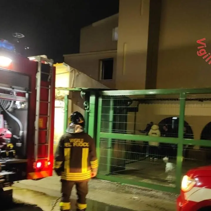 Incendio in una casa di riposo di Lamezia, salvi tutti gli anziani ospiti