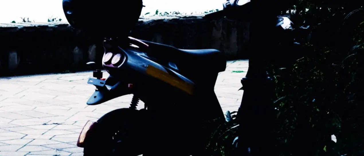 Ruba 20 scooter a Firenze per trasportarli in Campania e rivederli: arrestato