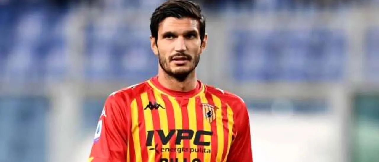 Calciomercato Reggina, accelerata per Tuia: vicina la chiusura col Lecce