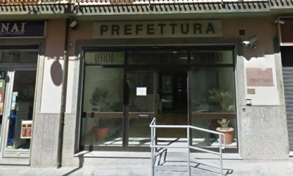 Arrestato anche il segretario del prefetto di Vibo, è accusato di rivelazione di segreti d’ufficio