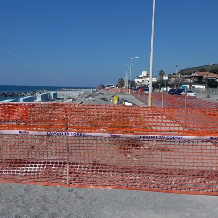 Tirreno cosentino devastato dal maltempo, cresce il numero dei sindaci che chiedono alla Regione interventi urgenti