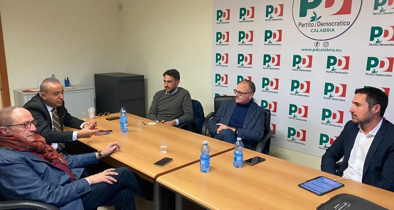 Dimissioni Occhiuto, il Pd incalza: «Lascia la Regione ma non la sanità calabrese in piena campagna elettorale»\n