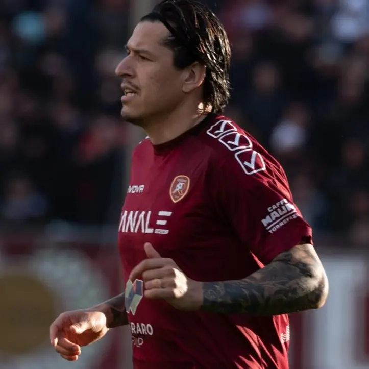 Federico Santander lascia la Reggina: l’attaccante paraguaiano torna in patria