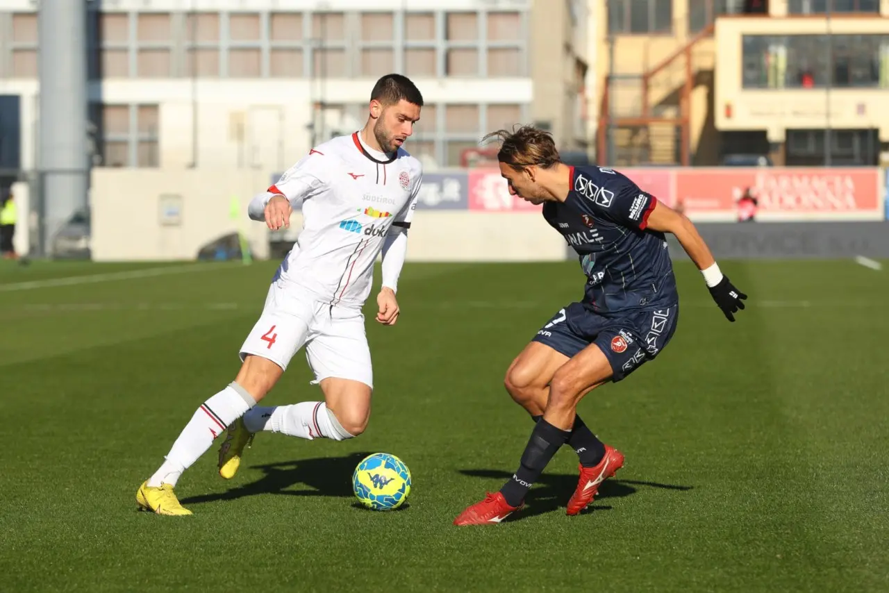 Doppietta di Odogwu, la Reggina cade a Bolzano: finisce 2-1 per il Südtirol