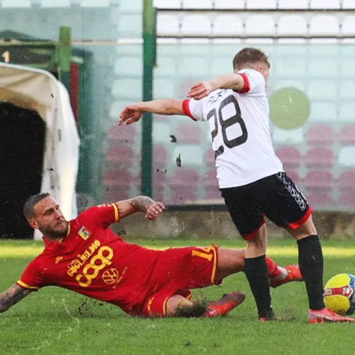 Messina-Catanzaro, le aquile tornano dalla Sicilia con un solo punto: finale 1 a 1