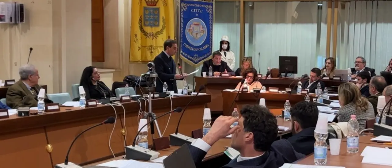 Corigliano Rossano, fumata nera in Consiglio sullo Statuto comunale