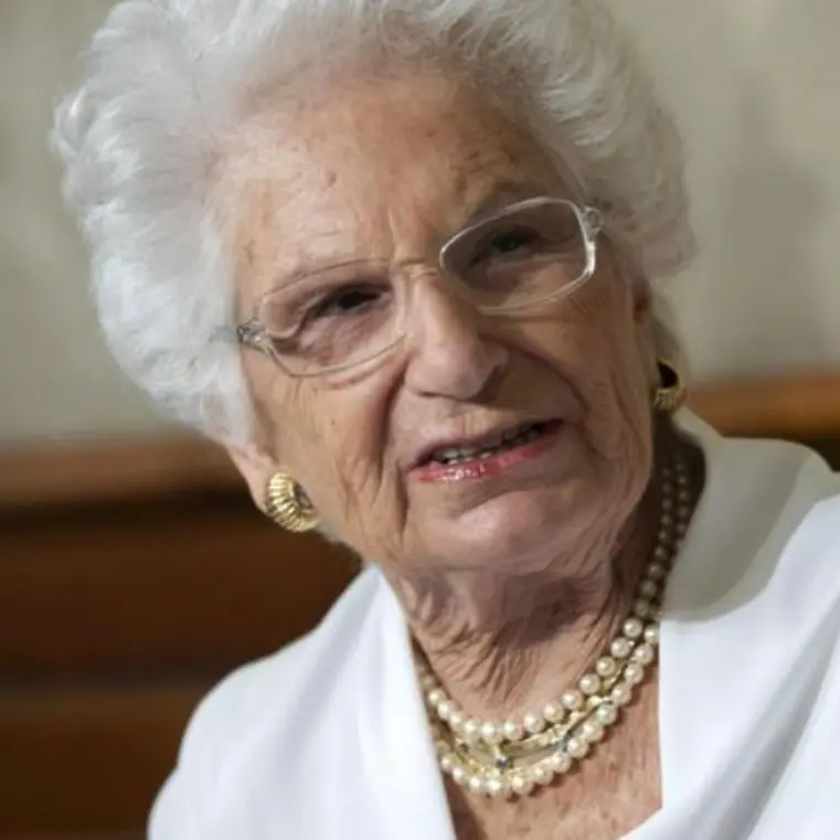 Liliana Segre cittadina onoraria di Corigliano Rossano. Il sindaco: «La memoria non è mai scontata»
