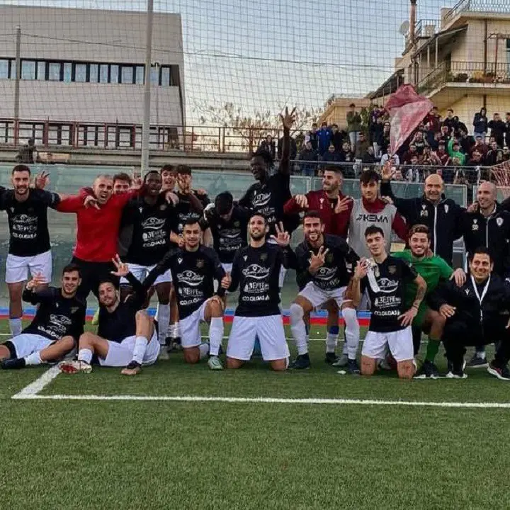 Serie D: il Locri migliore di sempre per un secondo posto che brilla