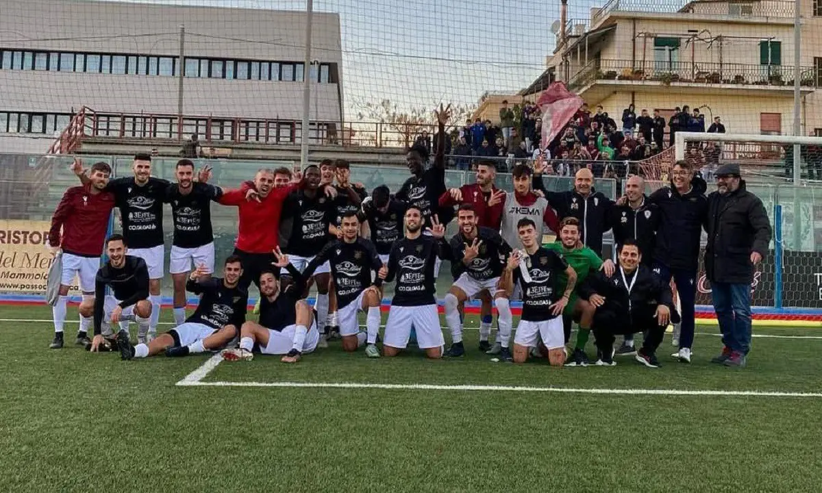 Serie D: il Locri migliore di sempre per un secondo posto che brilla