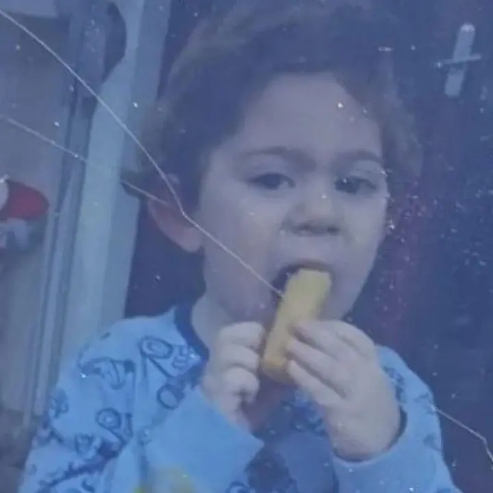 Ritrovato il bimbo di tre anni nel Napoletano, si era allontanato da casa