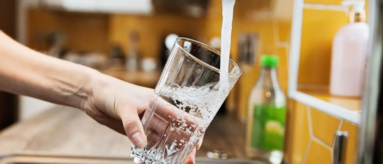 Catanzaro, acqua non potabile nel quartiere Parco dei Principi: l’ordinanza del sindaco Fiorita