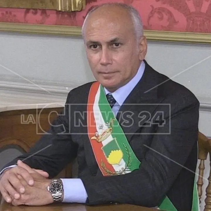 Anci Calabria, proposta la candidatura per il centrosinistra a Franz Caruso: potrebbe sfidare Maria Limardo