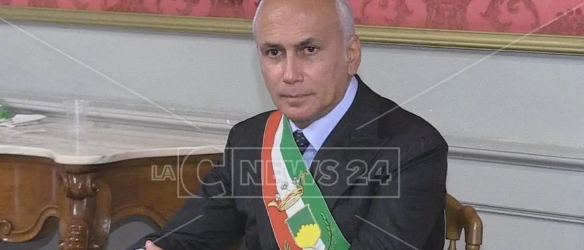 Anci Calabria, proposta la candidatura per il centrosinistra a Franz Caruso: potrebbe sfidare Maria Limardo