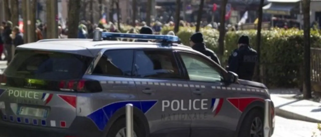 Francia, una donna e i suoi sette figli muoiono nell’incendio della loro casa