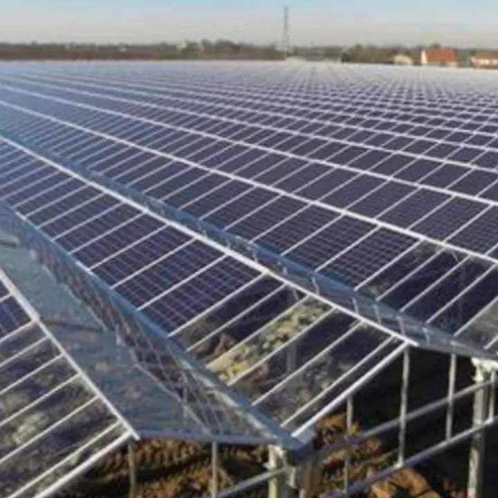 Tenta di rubare rame in un campo fotovoltaico: un arresto nel Cosentino