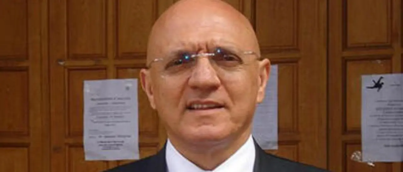 Arrestato il medico che curò Messina Denaro, la Procura: «Silenzio assordante della comunità di Campobello»