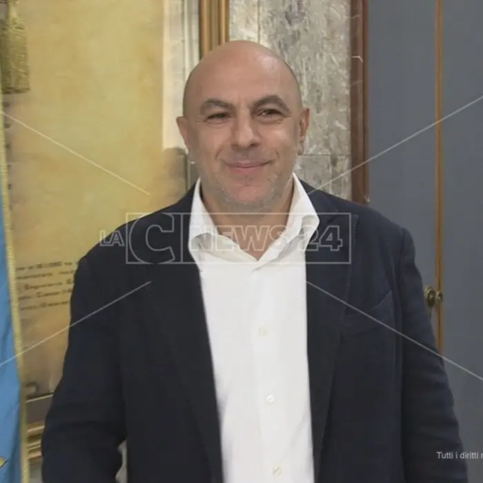 De Cicco: «Il blocco dei fondi sul fitto casa mette in difficoltà migliaia di calabresi»