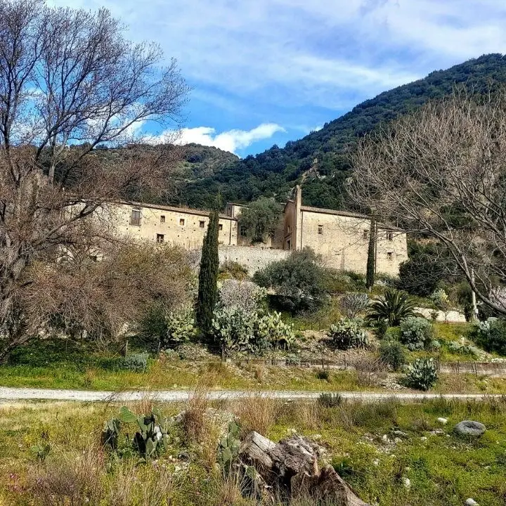 L’Eremo di Sant’Ilarione e la voce del fiume a San Nicola di Caulonia