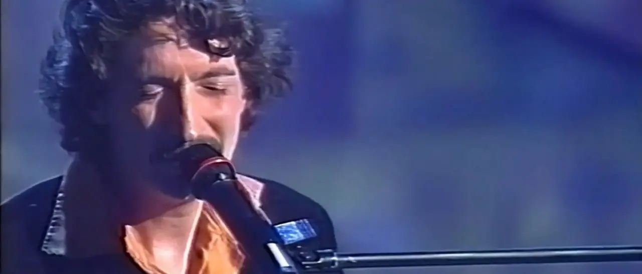 “Tutto quello che un uomo”, il brano del calabrese Cammariere compie 20 anni: a Sanremo 2003 conquistò il terzo posto