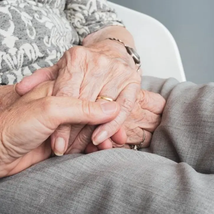 Nascono nel Catanzarese i “Camini Alzheimer”: supporteranno le persone con demenza e familiari
