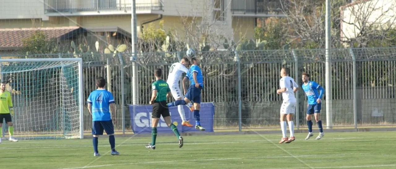 Lamezia Terme, giovane tifoso della Paolana aggredito fuori dallo stadio della Promosport finisce in ospedale