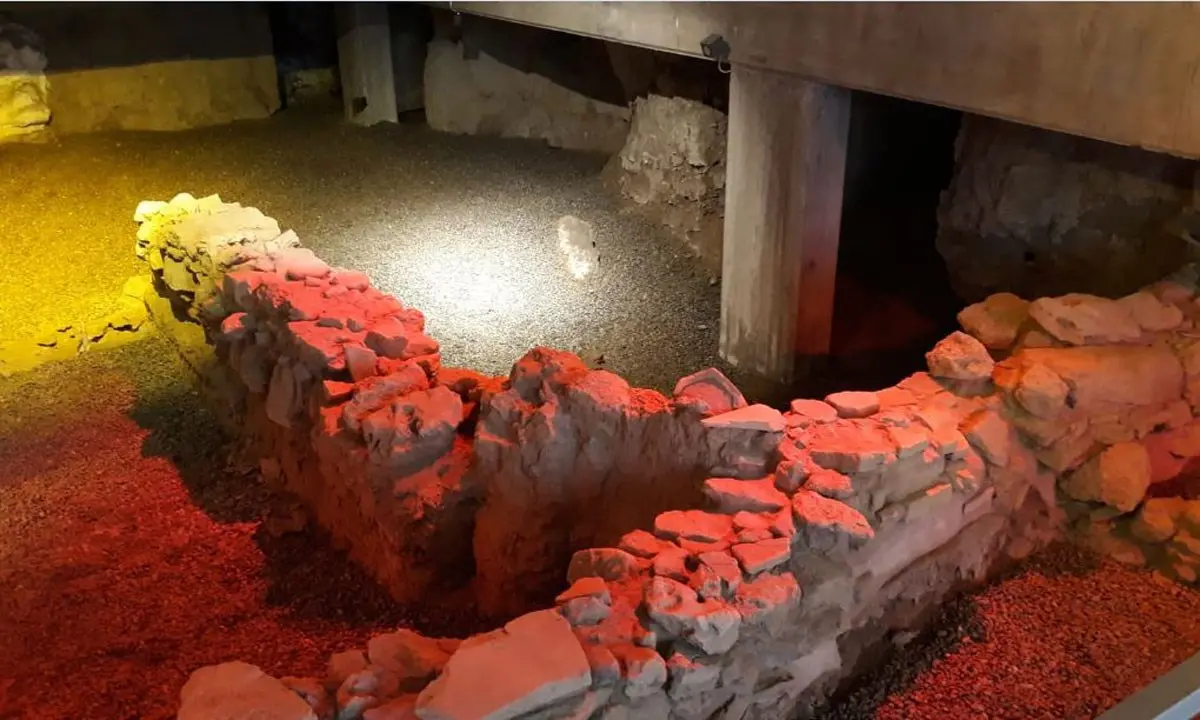 Crotone, riapre ai visitatori il sito archeologico scoperto nei sotterranei della banca