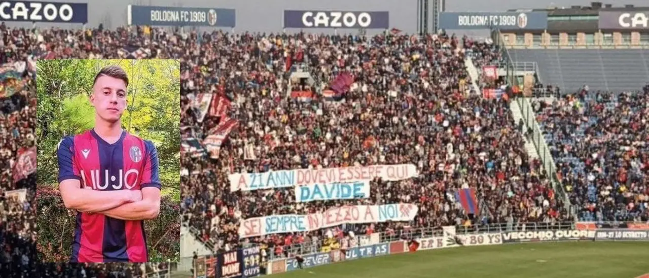 «A 21 anni dovevi essere qui, sempre in mezzo a noi»: lo striscione della curva del Bologna per Davide Ferrerio
