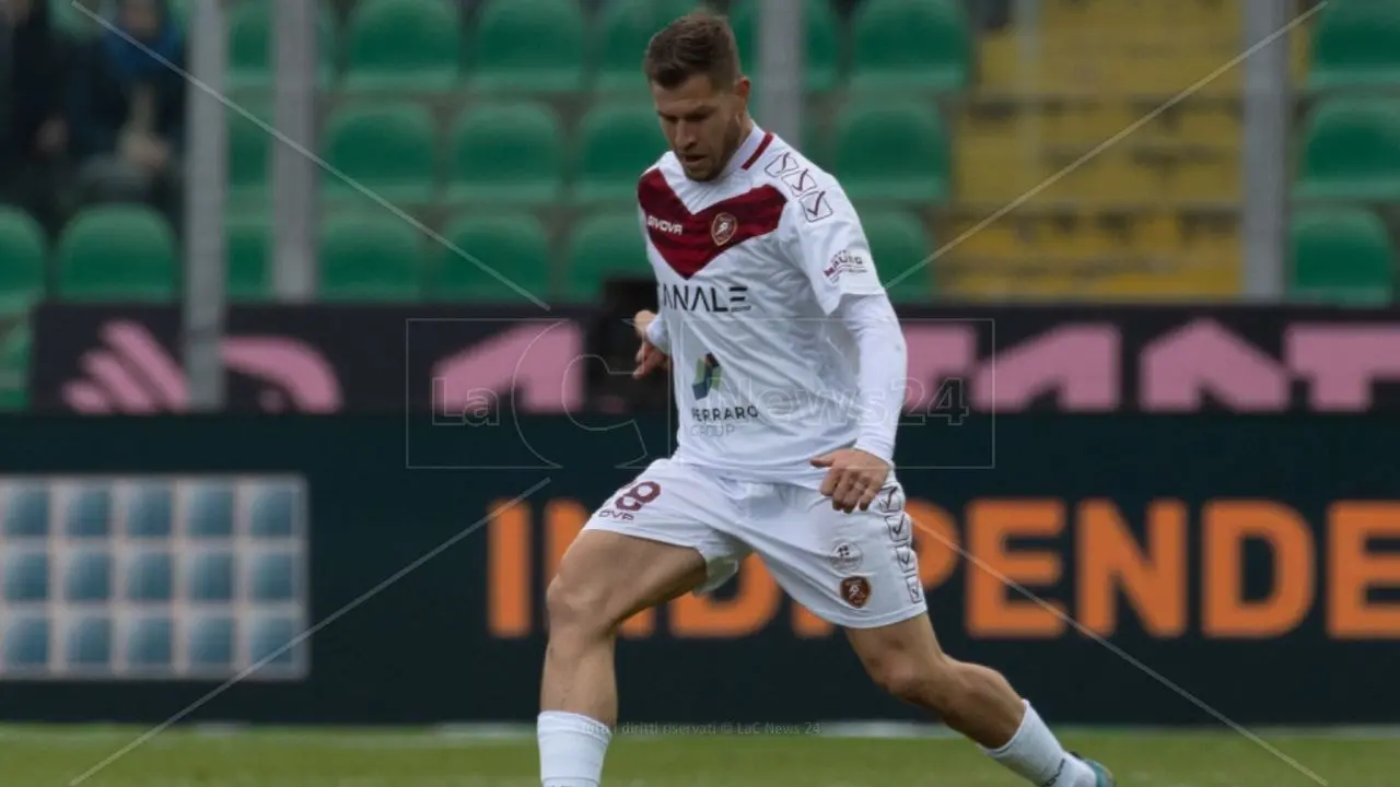 Reggina, si ferma Gagliolo: distrazione muscolare. A Cittadella il settore ospiti sarà ancora sold-out