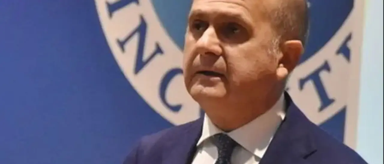 Il magistrato calabrese Alberto Liguori fa ricorso al Tar, ma il Csm non si costituisce in giudizio