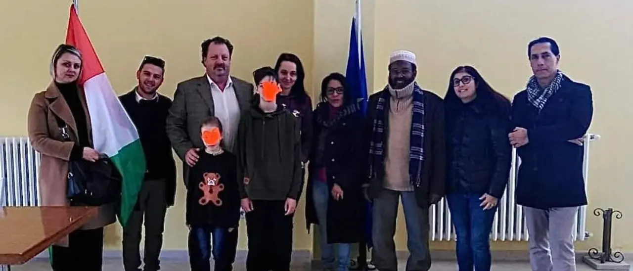 Una famiglia ucraina scappa dalla guerra e viene accolta a Maida